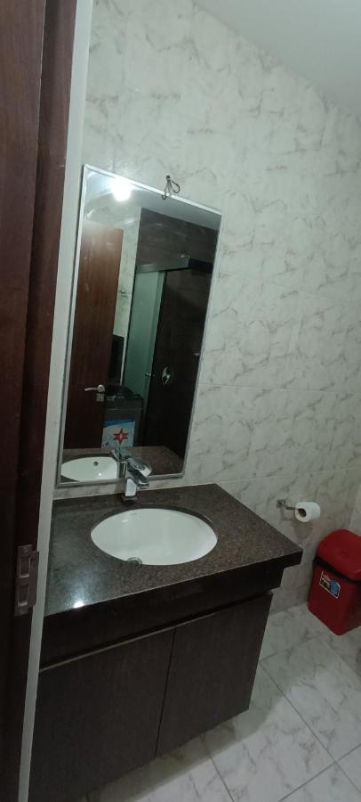 Apartment Departamentoo Nuevo Amoblado Cerca A Uagrm, Con Excelente Vista *