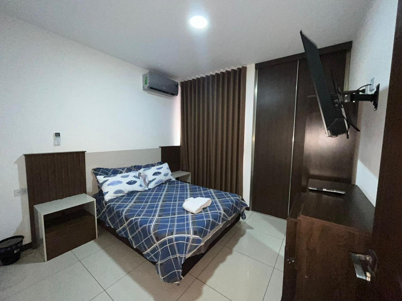 Departamentoo Nuevo Amoblado Cerca A Uagrm, Con Excelente Vista Apartment *
